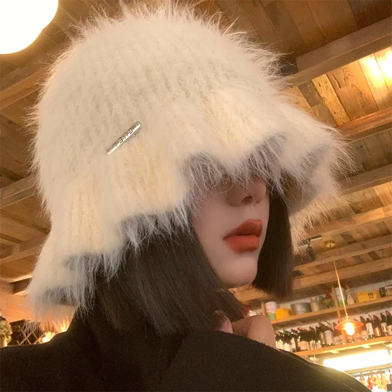 Японская милая плюшевая женская шапка зимняя теплая маленькая Корейская версия модная универсальная однотонная женская шапка