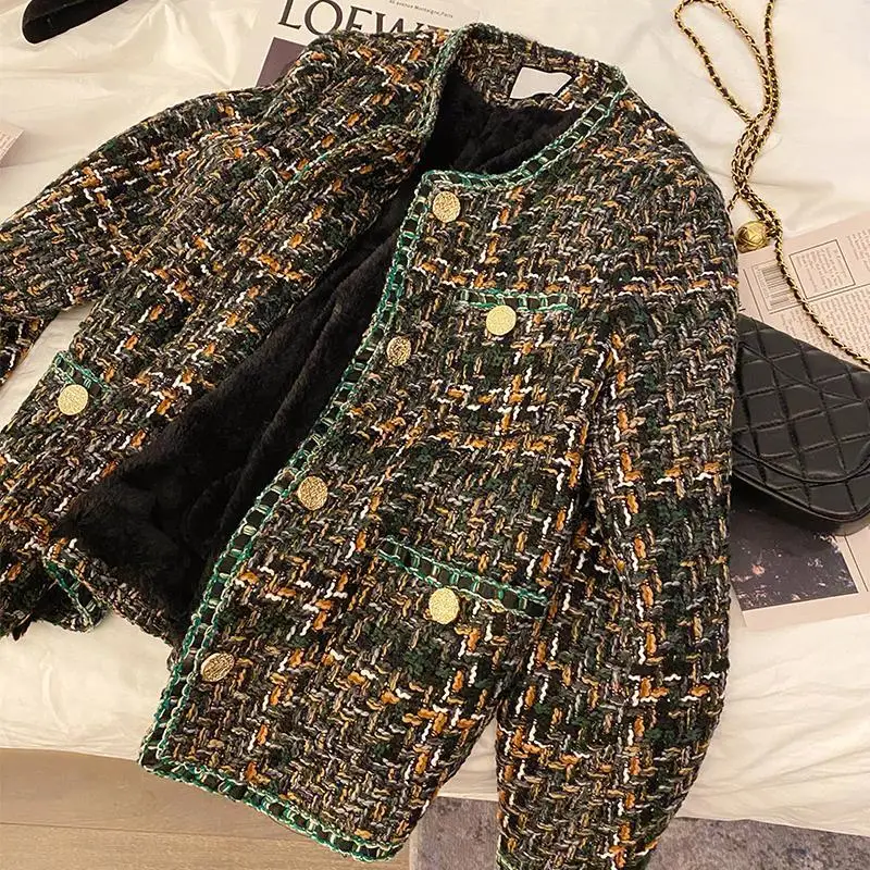 Fashion Short Coat Women Autumn Winter 2023 New Elegant Long Sleeve Outwear Tops Causal Warm Korean Style O-neck Jacket Q123 
Fashion Short Coat Women Autumn Winter 2023 New Elegant Long Sleeve Outwear Tops Causal Warm Korean Style O-neck Jacket Q123