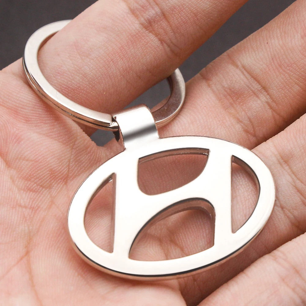 1PC Car Key Ring Fashion Keychain Metal Leather Styling Logo Gift Auto Interior For Hyundai I30 Tucson Accent Creta Solaris Ix35
1PC Car Key Ring Fashion Keychain Metal Leather Styling Logo Gift Auto Interior For Hyundai I30 Tucson Accent Creta Solaris Ix35