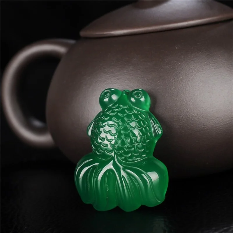 Natural Chinese Green Chalcedony Hand Carved Goldfish Pendant Fashion Jewelry Men and Women Green Agate Necklace Popular Gift
Natural Chinese Green Chalcedony Hand Carved Goldfish Pendant Fashion Jewelry Men and Women Green Agate Necklace Popular Gift