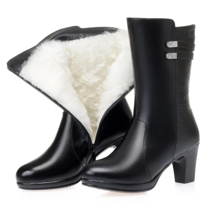 DIMANYU Winter Boots Women Shiny Fashion Genuine Leather Dress Boots Women Thick Wool Warm Natural Women Mid Boots
DIMANYU Winter Boots Women Shiny Fashion Genuine Leather Dress Boots Women Thick Wool Warm Natural Women Mid Boots
