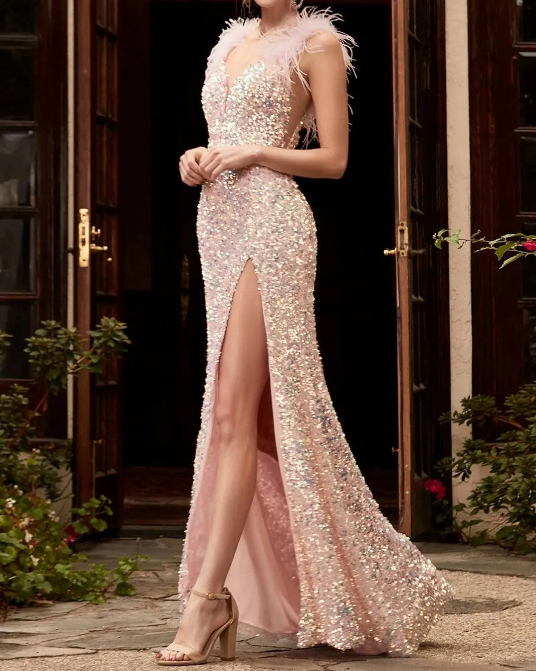 2023 New Sequin Temperament Commuter Solid Color Mid-Waist Feather Banquet Dress Evening Dress
2023 New Sequin Temperament Commuter Solid Color Mid-Waist Feather Banquet Dress Evening Dress