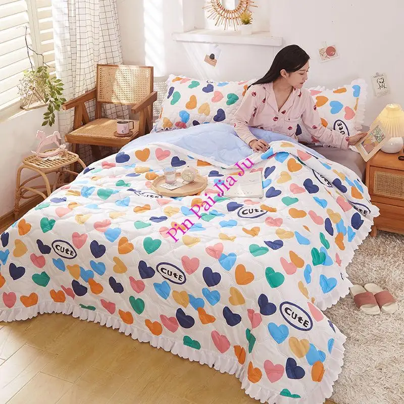 New Summer Cool Thin Quilt Quilted Quilt with Lotus Leaf Lace Korean Princess Style Air Conditioning Blanket Adults Kids
New Summer Cool Thin Quilt Quilted Quilt with Lotus Leaf Lace Korean Princess Style Air Conditioning Blanket Adults Kids