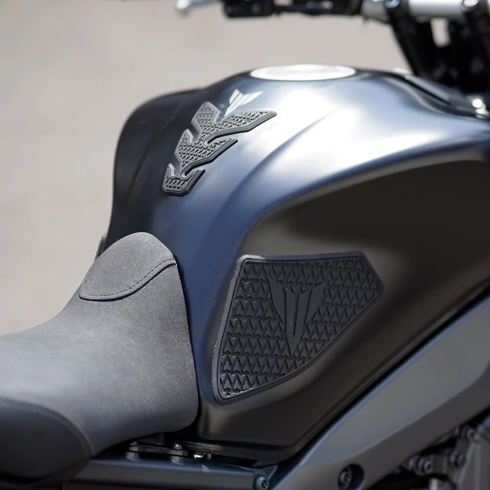 For Yamaha mt09 MT 09 MT09 2021 - Motorcycle Tankpad anti-slip tank Pad sticker protection stickers SIDE TANK PADS Traction Pad
For Yamaha mt09 MT 09 MT09 2021 - Motorcycle Tankpad anti-slip tank Pad sticker protection stickers SIDE TANK PADS Traction Pad