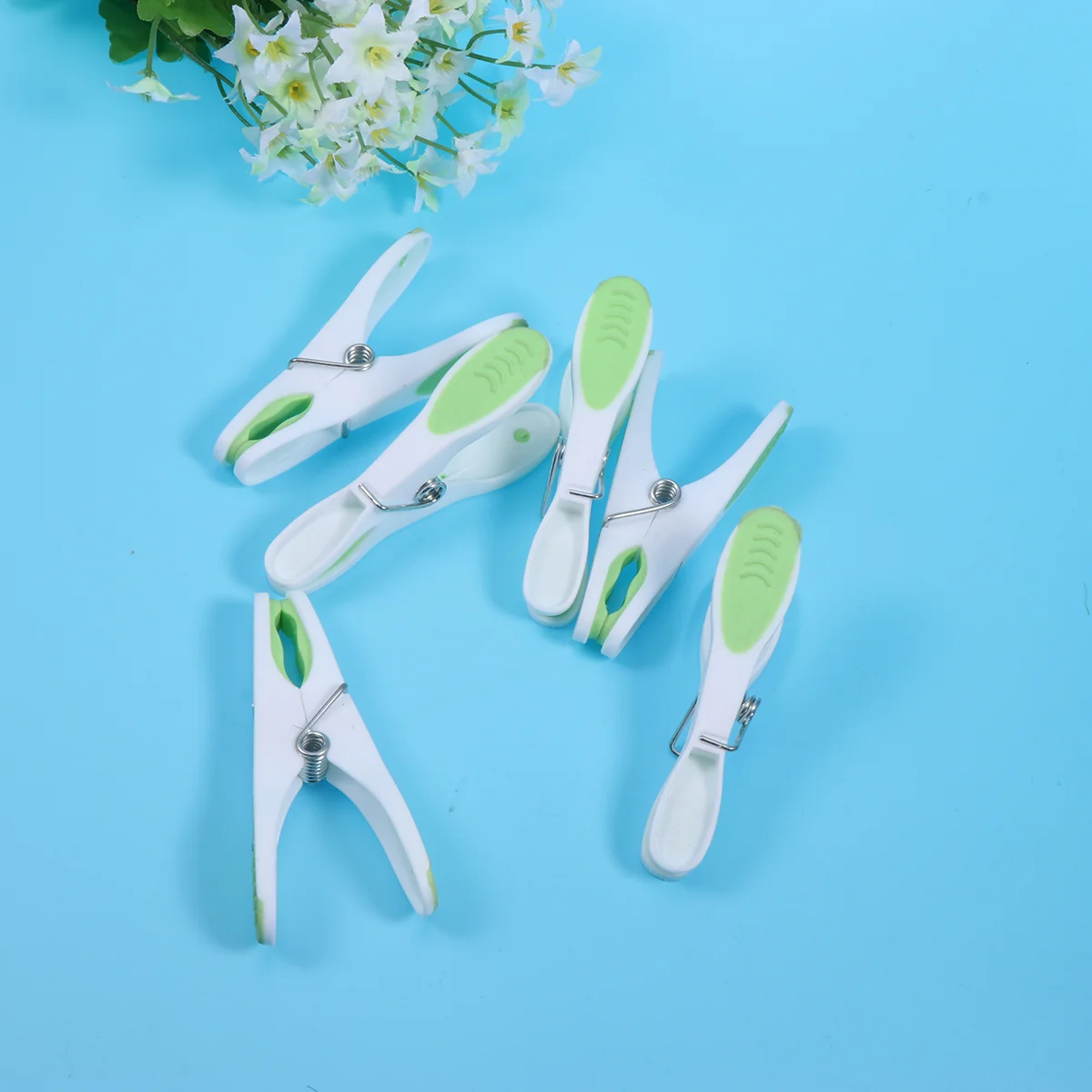 6 Pcs Colorful Clothes Drying Clips Plastic Plastic Clips for Fixing Socks Underwear (Random Colors)
6 Pcs Colorful Clothes Drying Clips Plastic Plastic Clips for Fixing Socks Underwear (Random Colors)