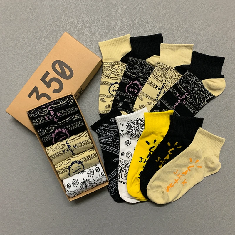 5 Pairs/Box Funny Cotton Men's Women's Socks Travis Scott Harajuku Bag Sweet Jack Bandana Fashion Gifts
5 Pairs/Box Funny Cotton Men's Women's Socks Travis Scott Harajuku Bag Sweet Jack Bandana Fashion Gifts