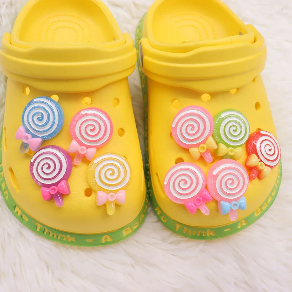 Good Quality 1pcs Resin Shoe Charms Colorful Threaded Bow Lollipop Accessories Kids Shoe Ornaments For Croc Jibz DIY Party Gift
Good Quality 1pcs Resin Shoe Charms Colorful Threaded Bow Lollipop Accessories Kids Shoe Ornaments For Croc Jibz DIY Party Gift