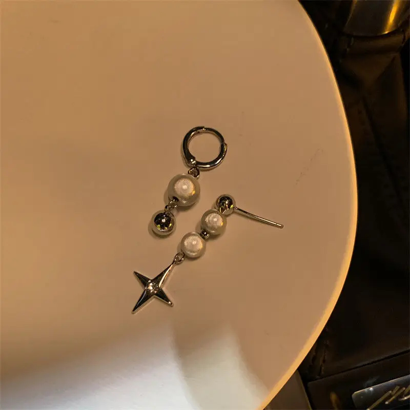Asymmetrical Reflective Pearl Dangle Earrings for Women Trendy Zricon Star Drop Earring Female Delicate Ear Stud Hip Hop Jewelry
Asymmetrical Reflective Pearl Dangle Earrings for Women Trendy Zricon Star Drop Earring Female Delicate Ear Stud Hip Hop Jewelry