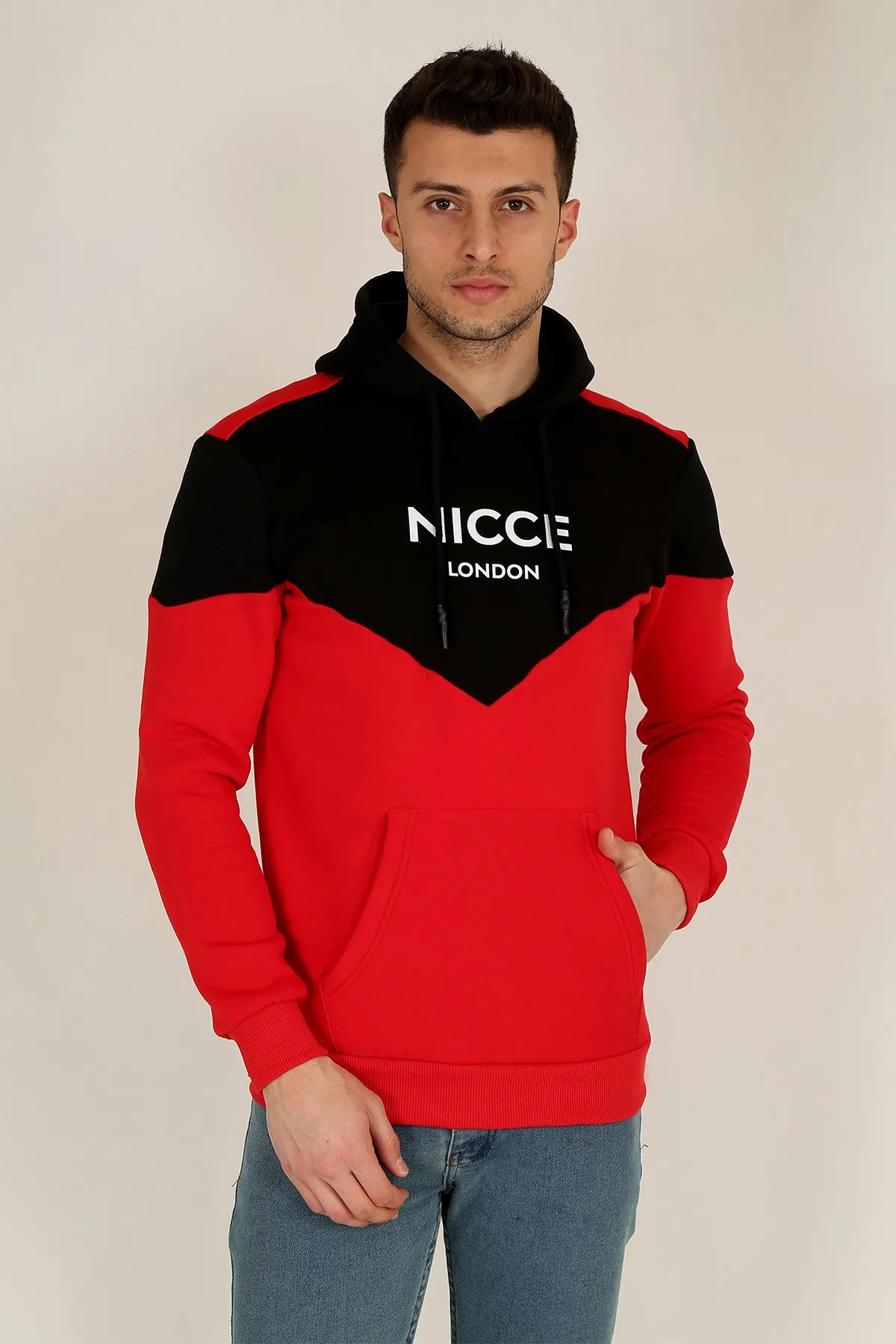 Therapy Men Men 'S Hooded Long Sleeve Kangaroo Pocket Sweatshirt 21K-5200430-03 Red
Therapy Men Men 'S Hooded Long Sleeve Kangaroo Pocket Sweatshirt 21K-5200430-03 Red