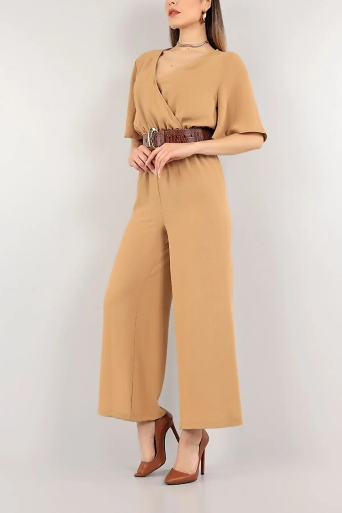 Women's Overalls Biscuits Wide Leg aeroin Hot Style Quality Fabric Sleeveless Baggy Trousers Casual Jumpsuit
Women's Overalls Biscuits Wide Leg aeroin Hot Style Quality Fabric Sleeveless Baggy Trousers Casual Jumpsuit