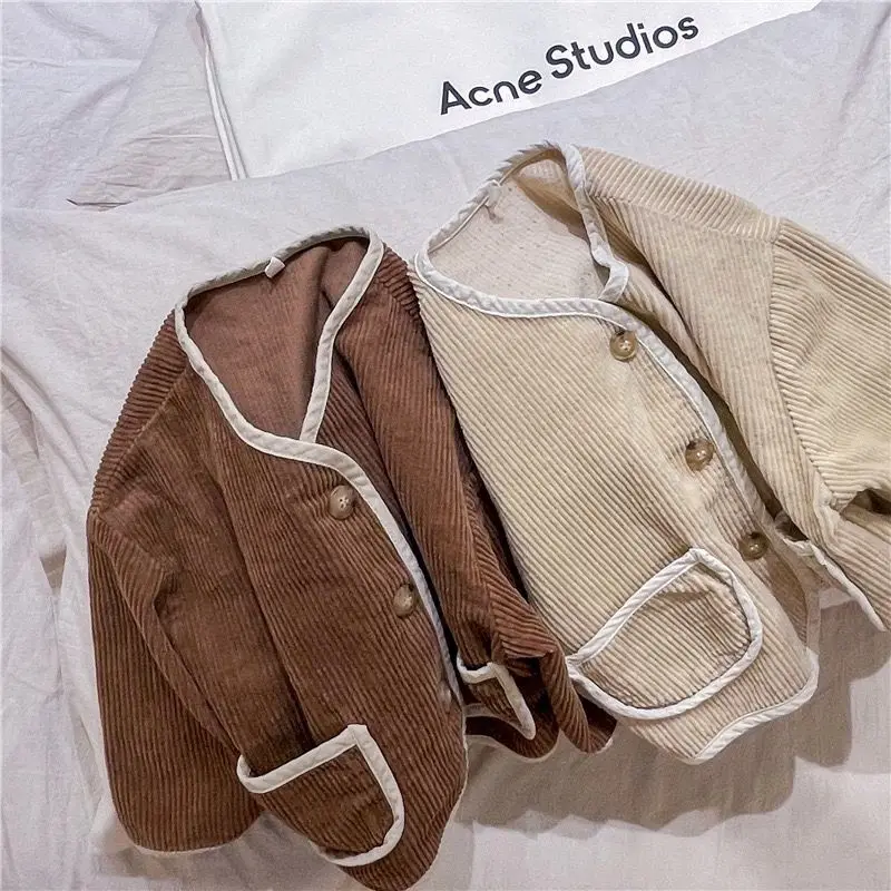 2023 New Autumn Unisex Kids Corduroy Coats Korean Style Solid Color Cardigan Jackets Toddlers Children Pockets Outerwear
2023 New Autumn Unisex Kids Corduroy Coats Korean Style Solid Color Cardigan Jackets Toddlers Children Pockets Outerwear