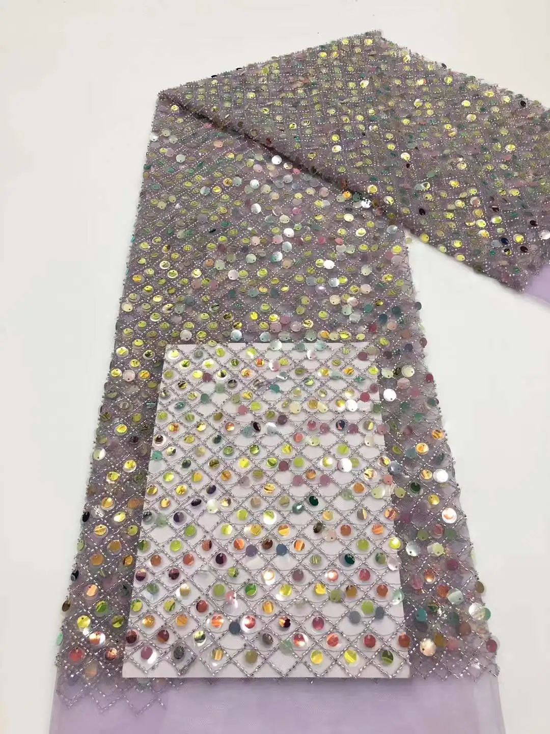 African Lace Fabric 2022 High Quality Groom French Embroidery Sequence Tulle Net Lace Fabric For Nigerian Party Dress 5 Yards
African Lace Fabric 2022 High Quality Groom French Embroidery Sequence Tulle Net Lace Fabric For Nigerian Party Dress 5 Yards