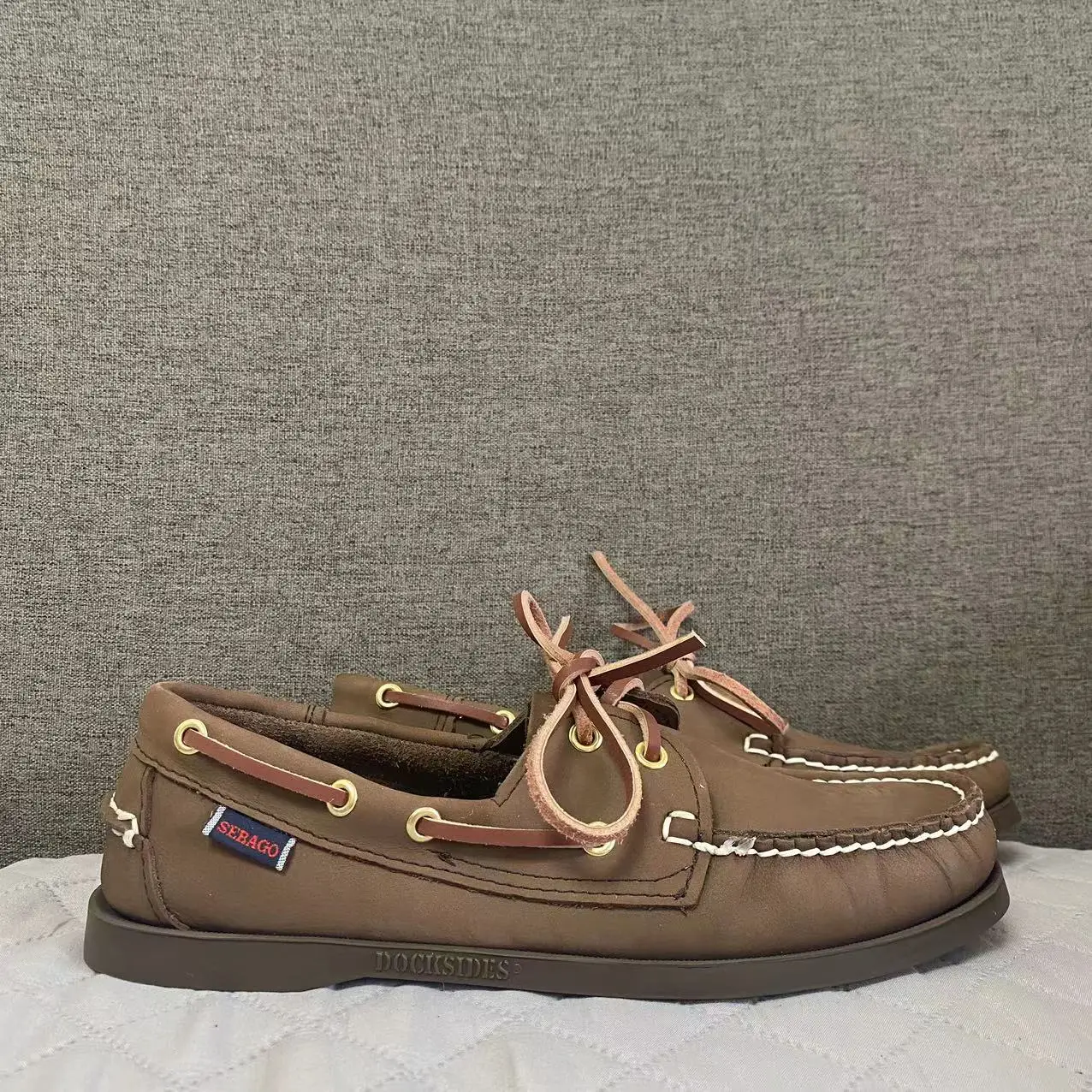 Men Authentic Sebago Docksides Shoes - Premium Leather Moc Toe Lace Up Boat Shoes AB005
Men Authentic Sebago Docksides Shoes - Premium Leather Moc Toe Lace Up Boat Shoes AB005