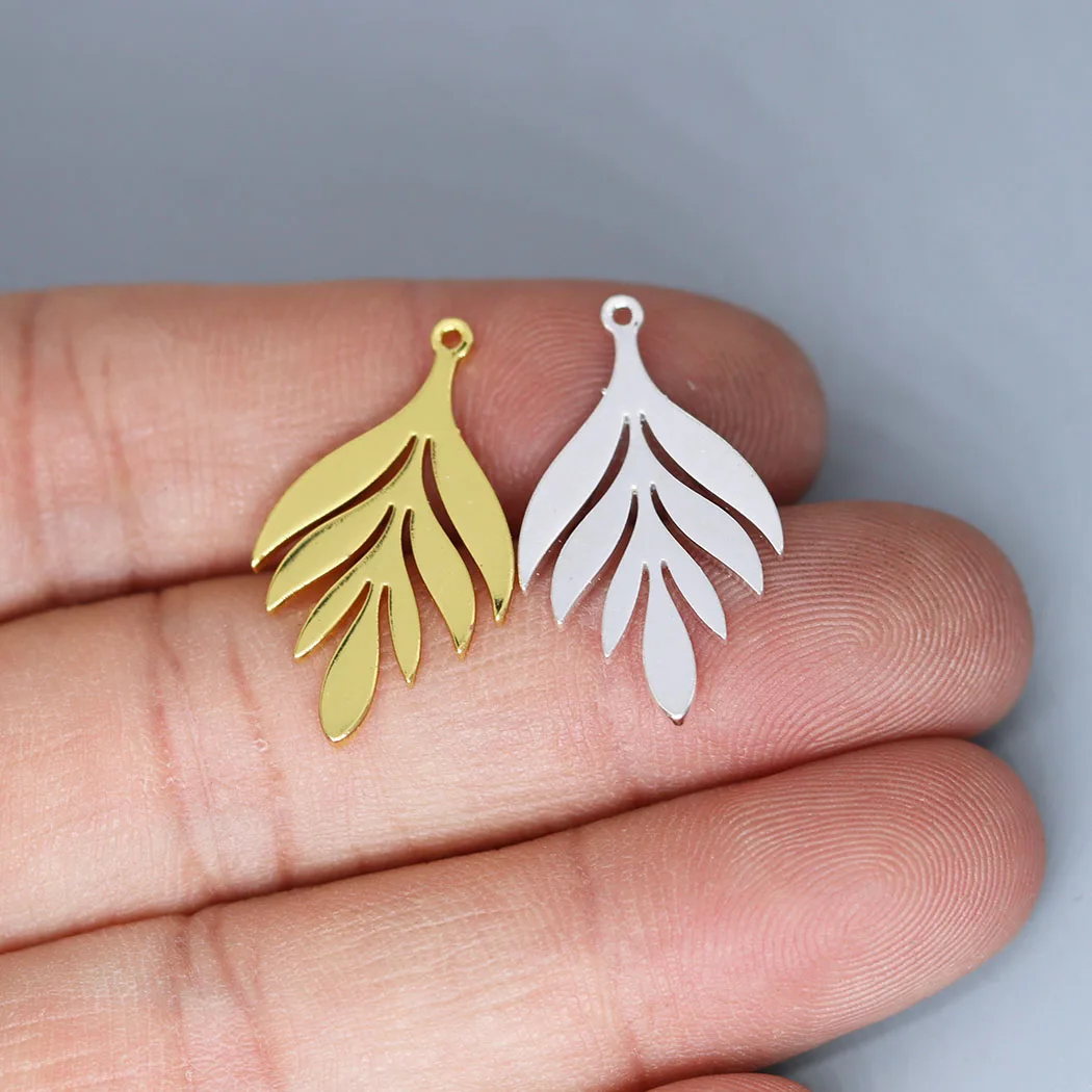 5pcs/lot Plant Leaves Elegant Charm for Jewelry Making fit Charm Bracelet Necklace Pendant DIY Crafts Supplier
5pcs/lot Plant Leaves Elegant Charm for Jewelry Making fit Charm Bracelet Necklace Pendant DIY Crafts Supplier