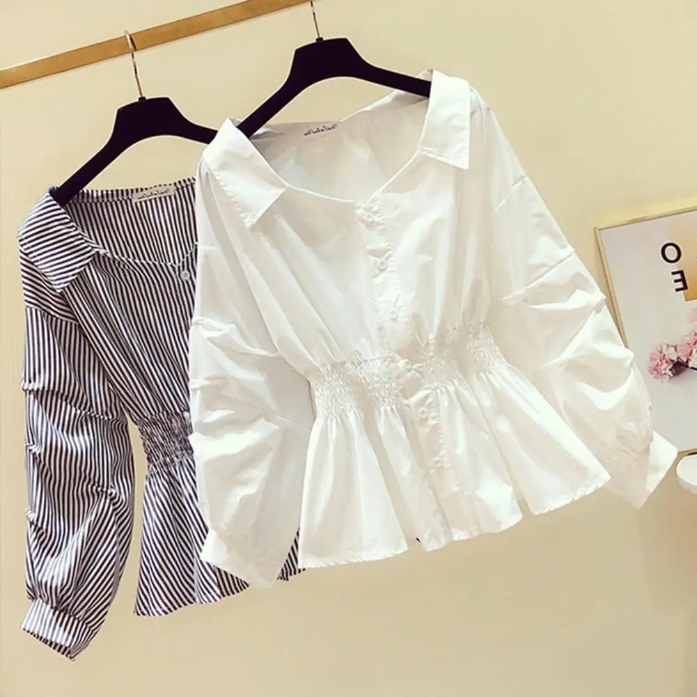 Women Shirts Tops OL Lady Cotton Western-style Puff-sleeve Top V-neck Waist-slimming Single-breasted T-shirt Korean Style Blouse
Women Shirts Tops OL Lady Cotton Western-style Puff-sleeve Top V-neck Waist-slimming Single-breasted T-shirt Korean Style Blouse