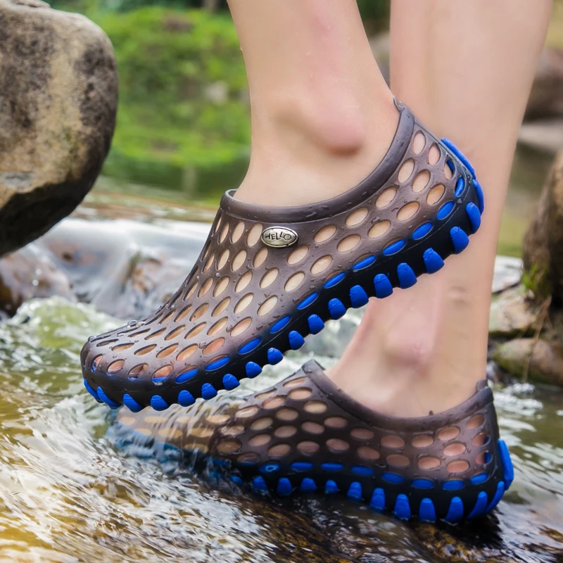 2022 Summer Unisex Sandals Clogs Garden Shoes Men Beach Water Aqua Shoes Soft Flats Women New Light Slip-on Jelly Shoes Slippers
2022 Summer Unisex Sandals Clogs Garden Shoes Men Beach Water Aqua Shoes Soft Flats Women New Light Slip-on Jelly Shoes Slippers