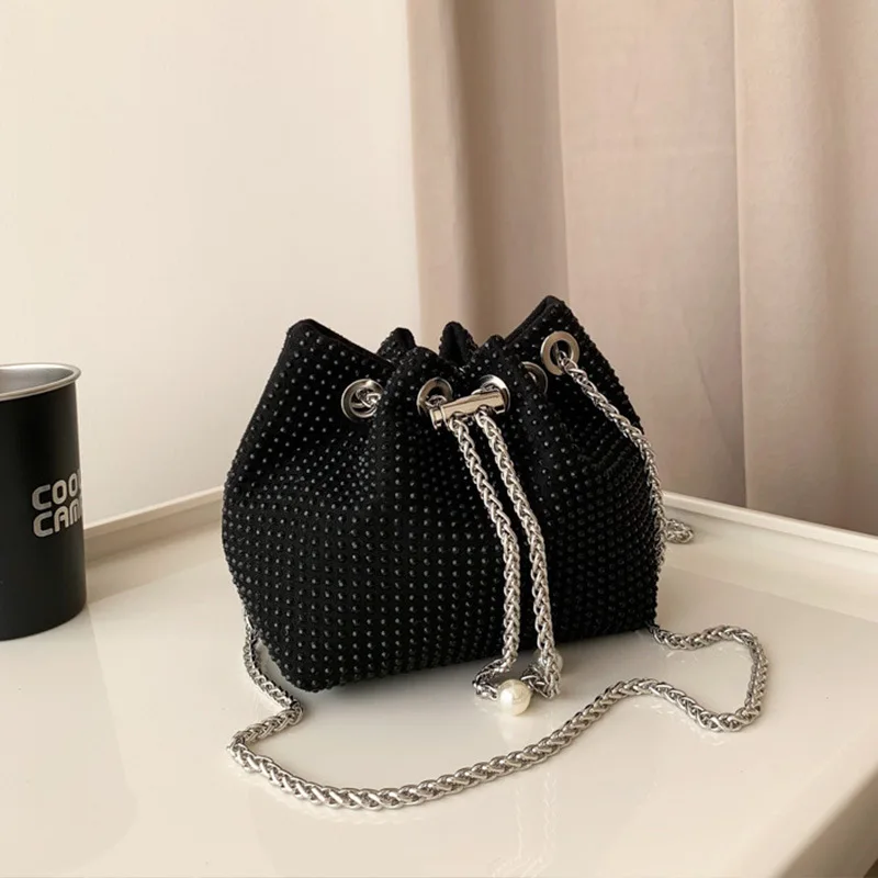 Pumped Bucket Bag Womens Bag 2023 New Simple and Stylish Full-drilled Large-capacity One-shoulder Messenger Bag Rhinestone Bag
Pumped Bucket Bag Womens Bag 2023 New Simple and Stylish Full-drilled Large-capacity One-shoulder Messenger Bag Rhinestone Bag