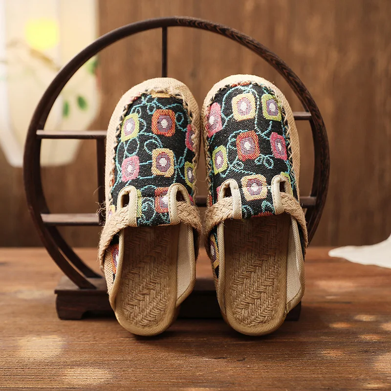 CareaymadeWomen Linen Cotton Embroidered Flat Espadrilles Mules Platform Shoes Ladies Comfortable Close Toe Slippers Black Beige
CareaymadeWomen Linen Cotton Embroidered Flat Espadrilles Mules Platform Shoes Ladies Comfortable Close Toe Slippers Black Beige