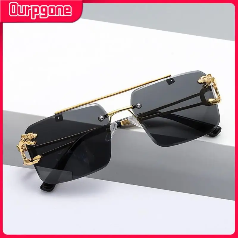 Shades Frameless Metal Sunglasses Uv Protection Rimless Glasses Oversized Anti Glare Driving Sunglasses Polarized Eyewear
Shades Frameless Metal Sunglasses Uv Protection Rimless Glasses Oversized Anti Glare Driving Sunglasses Polarized Eyewear