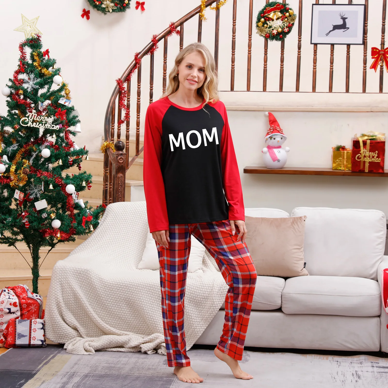 Christmas Pajamas Mother Kids Family Matching Clothing Set Plaid Letter Red Black Xmas Pjs Set Mommy Daddy Daughter Son Baby New
Christmas Pajamas Mother Kids Family Matching Clothing Set Plaid Letter Red Black Xmas Pjs Set Mommy Daddy Daughter Son Baby New