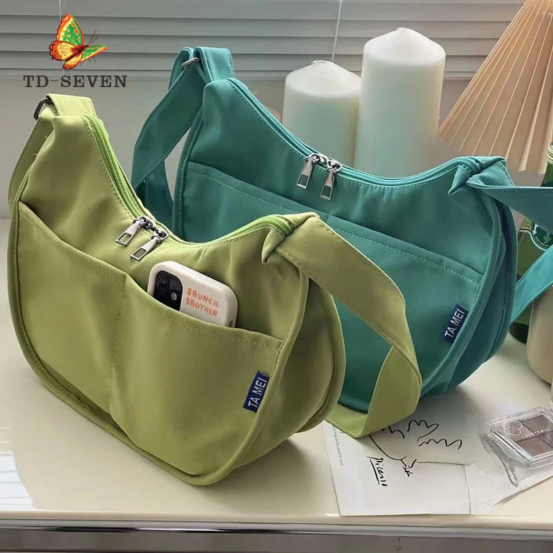 Women Shoulder Bags Female Student Bag Shopping Messenger Small Bag Canvas Dumpling Bags Light Exquisite Portable Crescent Bag
Women Shoulder Bags Female Student Bag Shopping Messenger Small Bag Canvas Dumpling Bags Light Exquisite Portable Crescent Bag