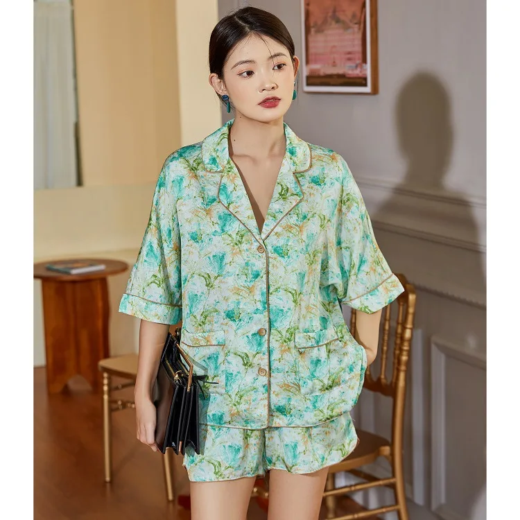Turn-Down Collar Print Lady Pajamas Sets Short Sleeve Shirts Shorts Pyjamas Suit Casual Loose Sleepwear Underwear Home Nightwear
Turn-Down Collar Print Lady Pajamas Sets Short Sleeve Shirts Shorts Pyjamas Suit Casual Loose Sleepwear Underwear Home Nightwear