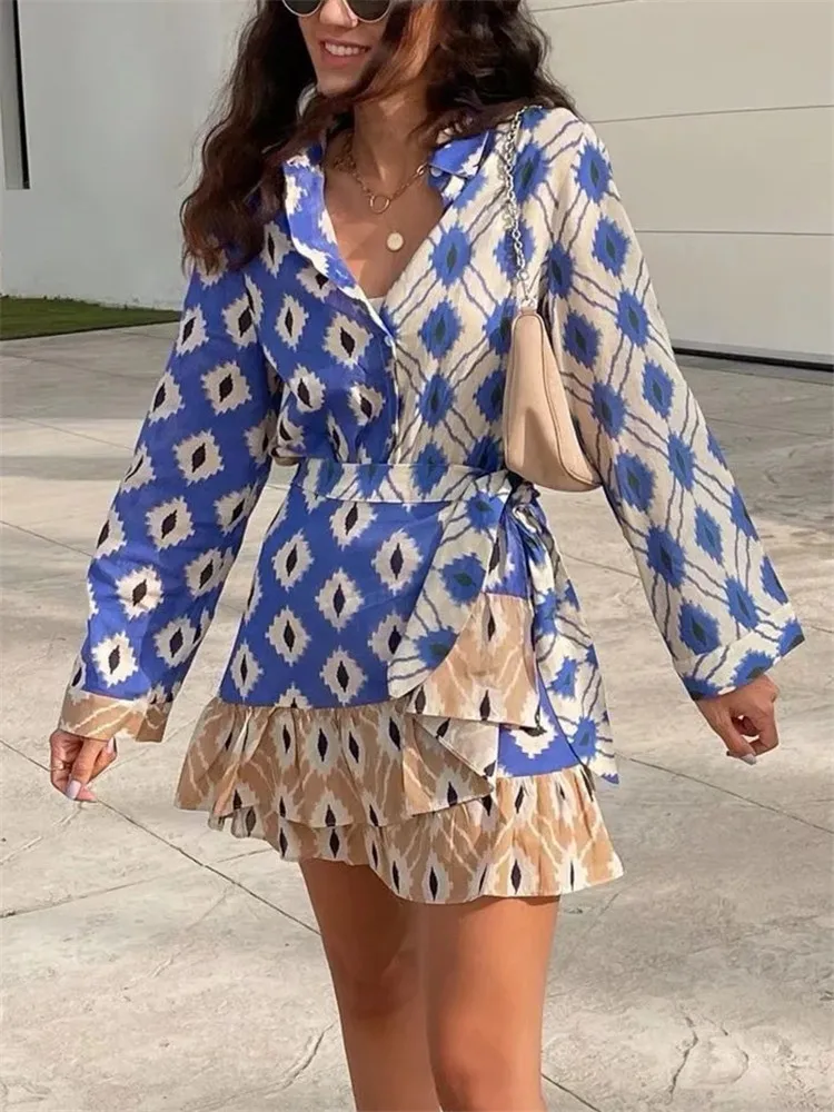 TRAF Blue Baggy Women Shirt Patchwork Printed Blouses And Shirts Woman Collared Button Up Shirt Long Sleeve Top Casual Blouses
TRAF Blue Baggy Women Shirt Patchwork Printed Blouses And Shirts Woman Collared Button Up Shirt Long Sleeve Top Casual Blouses