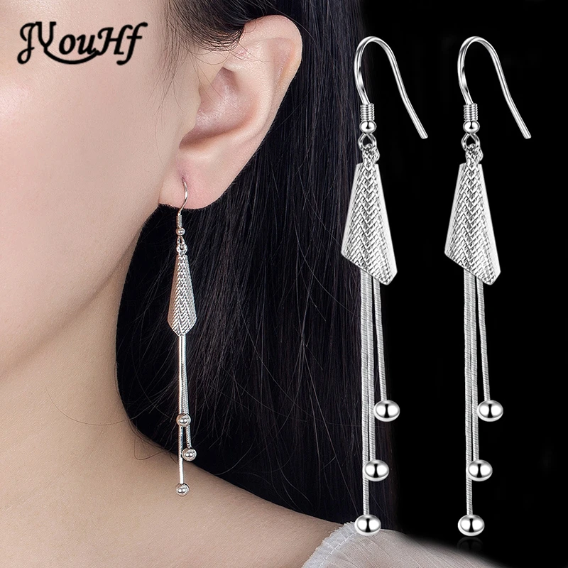 Новый дизайн, длинные висячие серьги-цепочки для женщин, элегантные и простые Подвески в виде звеньев, висячие серьги с кисточками, ювелирны...
Новый дизайн, длинные висячие серьги-цепочки для женщин, элегантные и простые Подвески в виде звеньев, висячие серьги с кисточками, ювелирны...