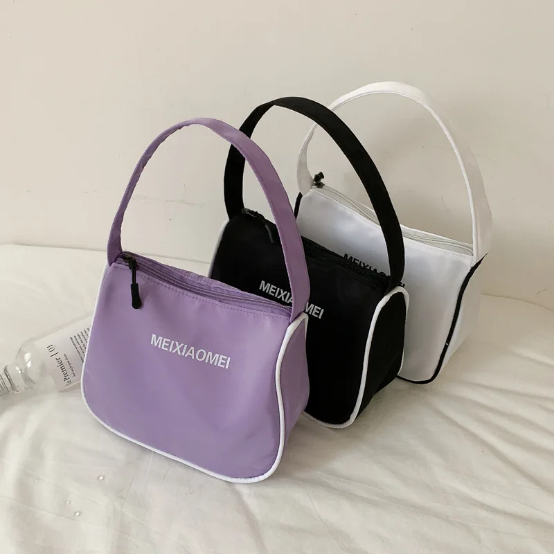 Nylon Small Shoulder Bags For Women 2022 Casual Classic Wild Women Handbag Simple Mini Totes Clutch Female Underarm Bags
Nylon Small Shoulder Bags For Women 2022 Casual Classic Wild Women Handbag Simple Mini Totes Clutch Female Underarm Bags