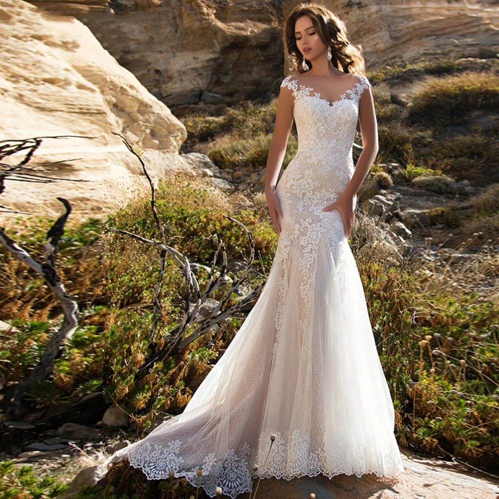 Elegant Lace Applique Bridal Gowns Mermaid Sleeveless Robe Wedding Dresses Women's Buttonless Beach Party Greeter Dresses Robe
Elegant Lace Applique Bridal Gowns Mermaid Sleeveless Robe Wedding Dresses Women's Buttonless Beach Party Greeter Dresses Robe