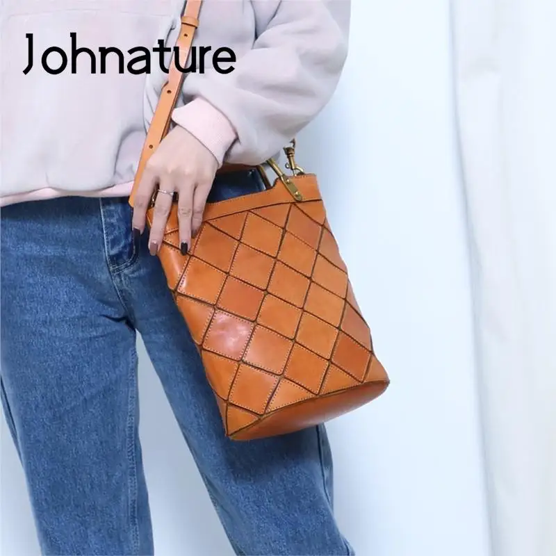 Женские сумки в стиле ретро Johnature, дизайнерская сумка-мессенджер из натуральной кожи в клетку, роскошная, 2022
Женские сумки в стиле ретро Johnature, дизайнерская сумка-мессенджер из натуральной кожи в клетку, роскошная, 2022