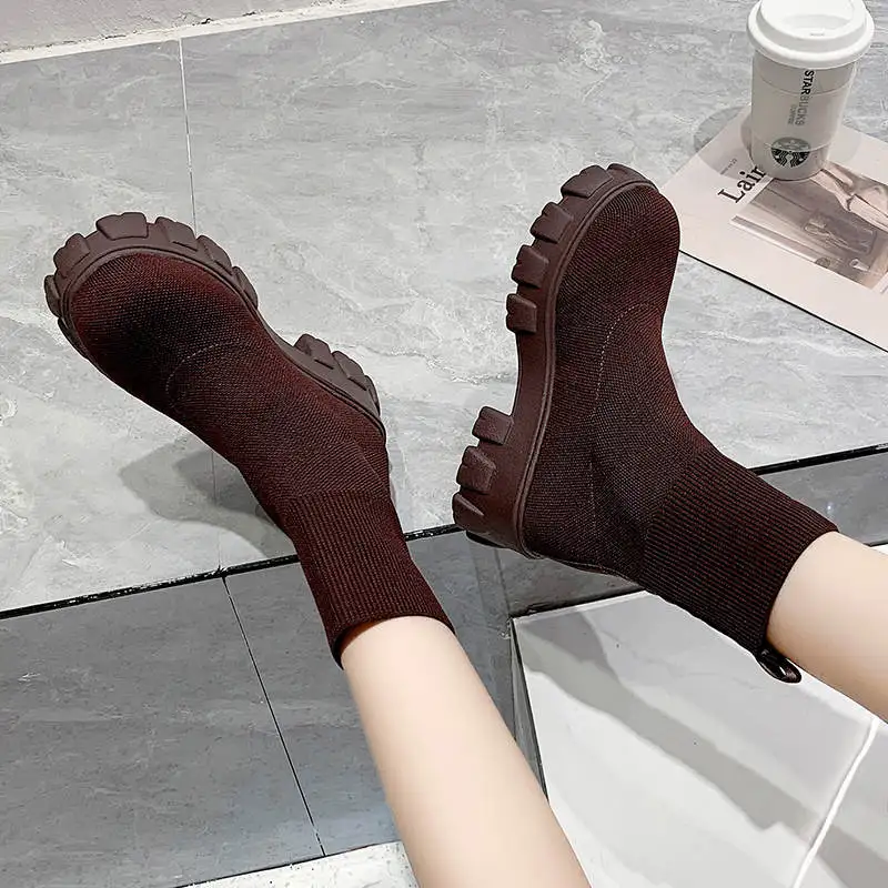 Hightop Women's Fashion Sneakers Designer Trainers Sport Shoes Luxury Trainers Running Girl Platform Sports Shoes Woman Tennis
Hightop Women's Fashion Sneakers Designer Trainers Sport Shoes Luxury Trainers Running Girl Platform Sports Shoes Woman Tennis