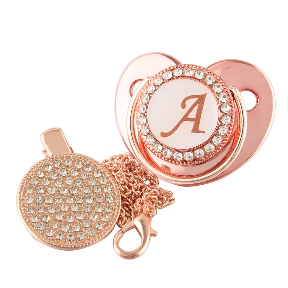 26 Letters Transparent Silicone Baby Pacifier Pink Diamond with Chain and Dust Cover Infant Play Mouth Shower Gift Wholesale
26 Letters Transparent Silicone Baby Pacifier Pink Diamond with Chain and Dust Cover Infant Play Mouth Shower Gift Wholesale