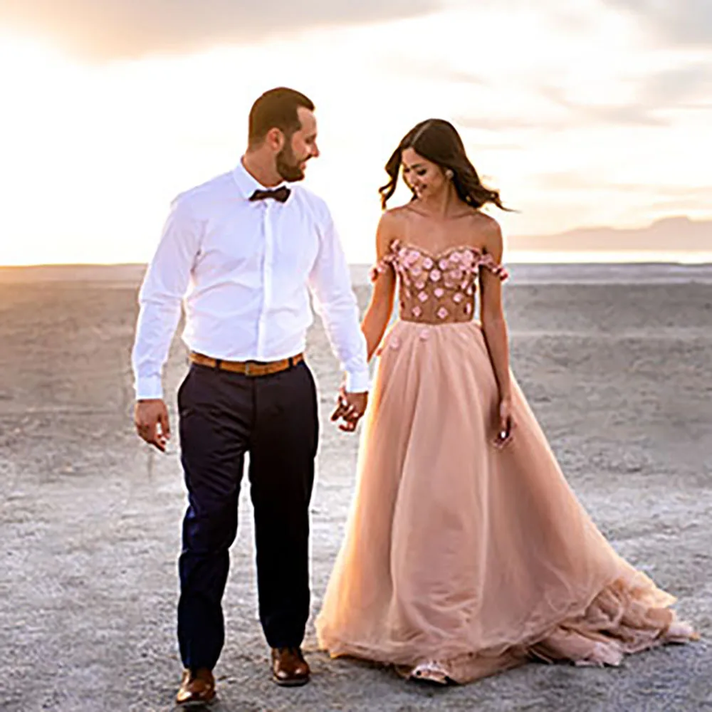 Розовое пляжное платье с 3D цветами, вечернее платье с открытыми плечами и жемчугом, ТРАПЕЦИЕВИДНОЕ праздничное платье принцессы для фотосессии и выпускного вечера 
Розовое пляжное платье с 3D цветами, вечернее платье с открытыми плечами и жемчугом, ТРАПЕЦИЕВИДНОЕ праздничное платье принцессы для фотосессии и выпускного вечера