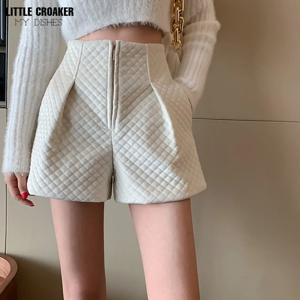 Casual Autumn High Waist Black Wide Leg Shorts Straight Plus Size Wild Zipper Pantalones Cortos De Mujer Spandex Dropship Women
Casual Autumn High Waist Black Wide Leg Shorts Straight Plus Size Wild Zipper Pantalones Cortos De Mujer Spandex Dropship Women