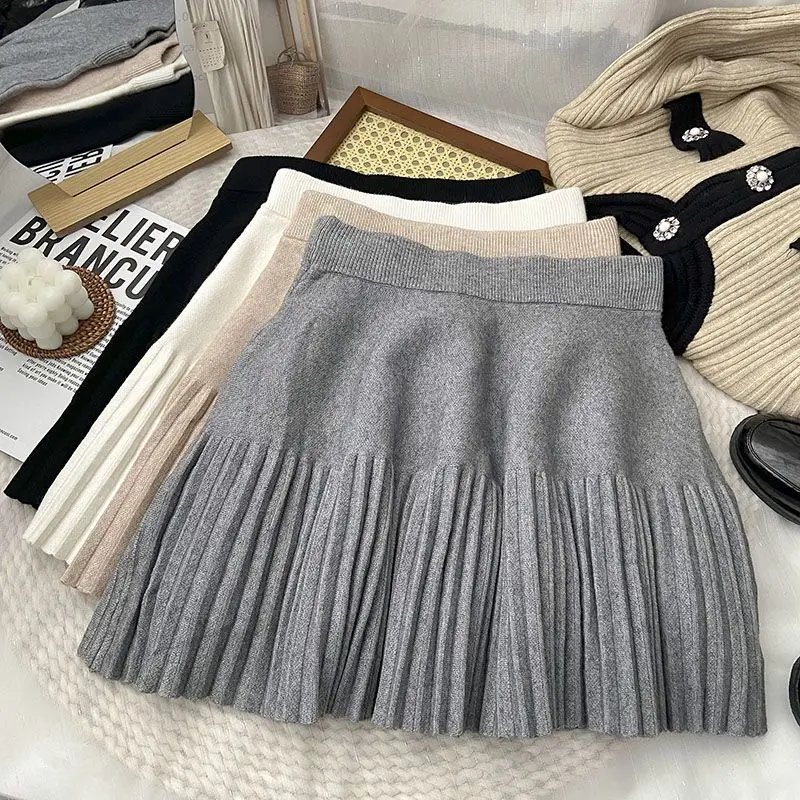 HOUZHOU Knitted Pleated Mini Skirt Women Elegant Chic 2022 Autumn Winter High Waist Solid Warm Cute A-line Skirt Korean Style
HOUZHOU Knitted Pleated Mini Skirt Women Elegant Chic 2022 Autumn Winter High Waist Solid Warm Cute A-line Skirt Korean Style