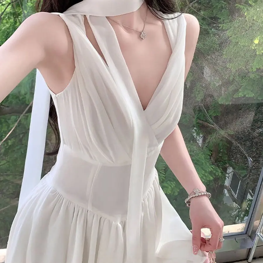 Супер сказочное белое платье без рукавов с подвесным воротником, летнее нежное темпераментное приталенное короткое платье для отдыха на море
Супер сказочное белое платье без рукавов с подвесным воротником, летнее нежное темпераментное приталенное короткое платье для отдыха на море