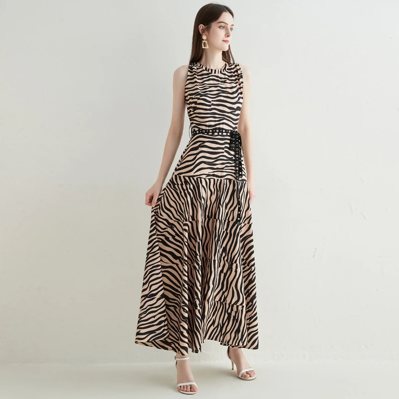 Zebra Stripes Maxi Dresses Summer 2022 New Sexy Sleeveless Striped Splicing Dress Sashes Large Swing O-Neck Bohemian Beach Dress
Zebra Stripes Maxi Dresses Summer 2022 New Sexy Sleeveless Striped Splicing Dress Sashes Large Swing O-Neck Bohemian Beach Dress