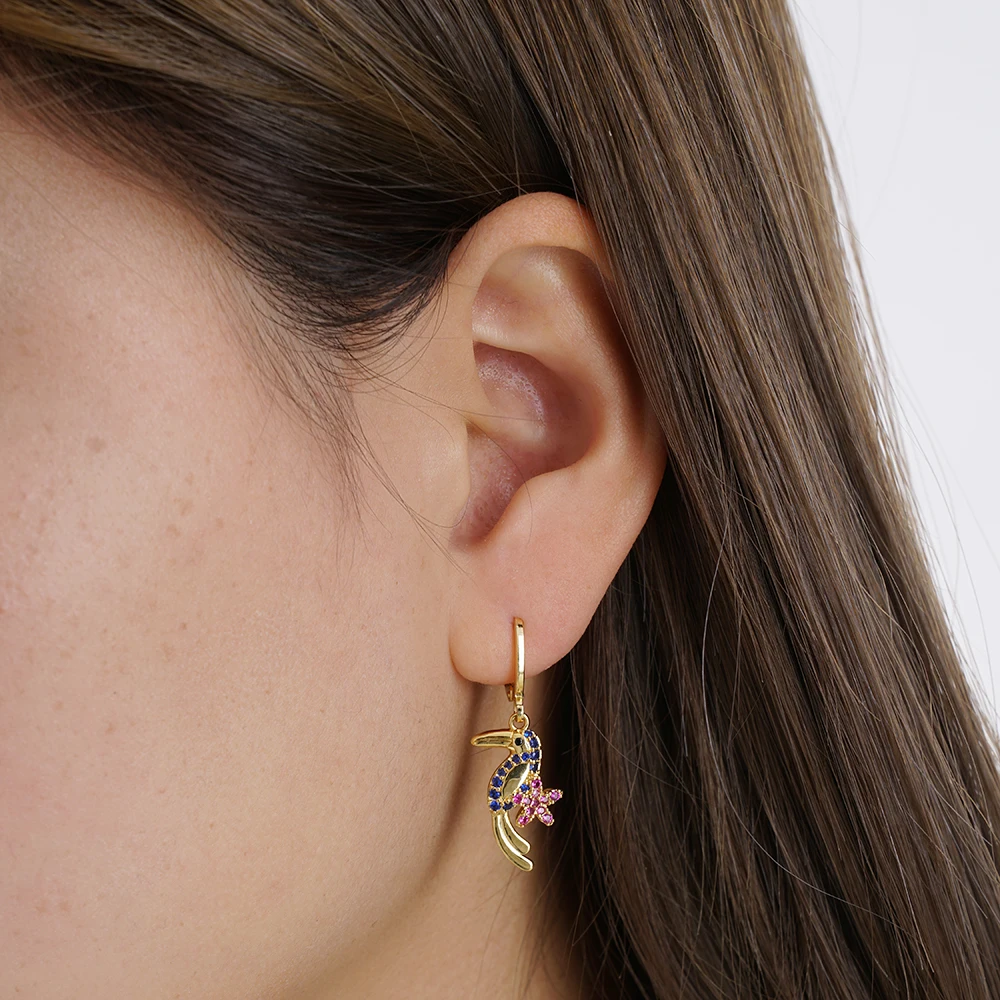 New Fashion Little Bird Hoop Earrings for Women Girl Earring Beatiful Jewelry Accessories Gift Copper Inlaid Zircon Oorbellen
New Fashion Little Bird Hoop Earrings for Women Girl Earring Beatiful Jewelry Accessories Gift Copper Inlaid Zircon Oorbellen