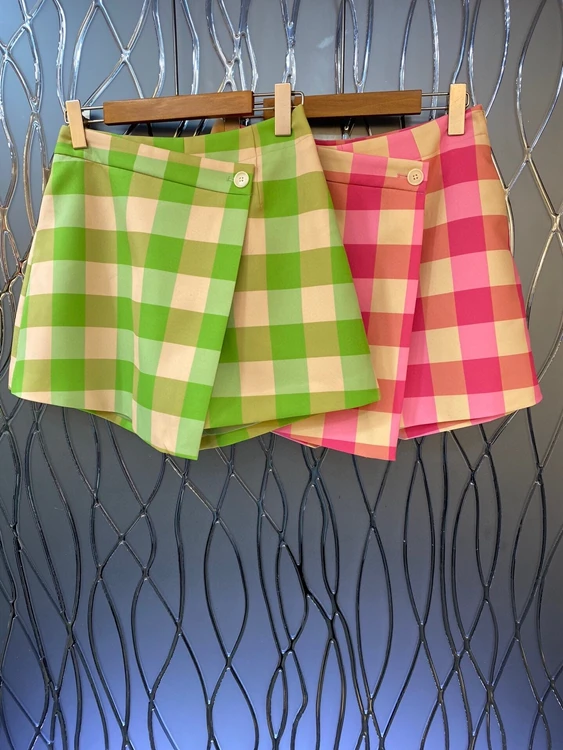 2022 new women fashion sexy plaid small fresh irregular skirt pants casual simple skirt 407
2022 new women fashion sexy plaid small fresh irregular skirt pants casual simple skirt 407