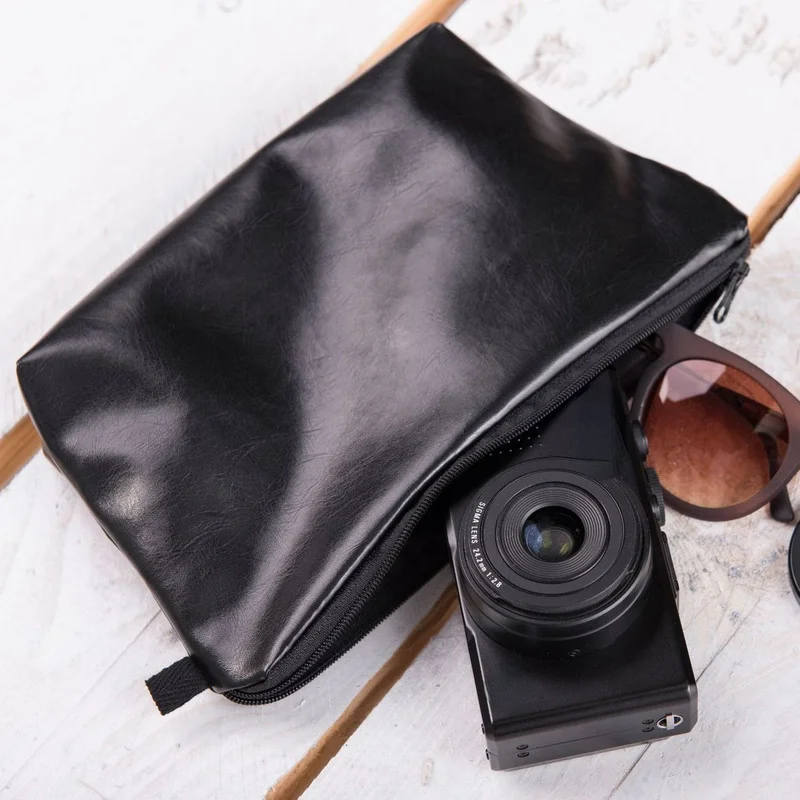 Europe Style Cosmetic Bags Solid Color Laser PU Leather Waterproof Multi-Functional Clutches Change Purse Wash Kit Bag
Europe Style Cosmetic Bags Solid Color Laser PU Leather Waterproof Multi-Functional Clutches Change Purse Wash Kit Bag