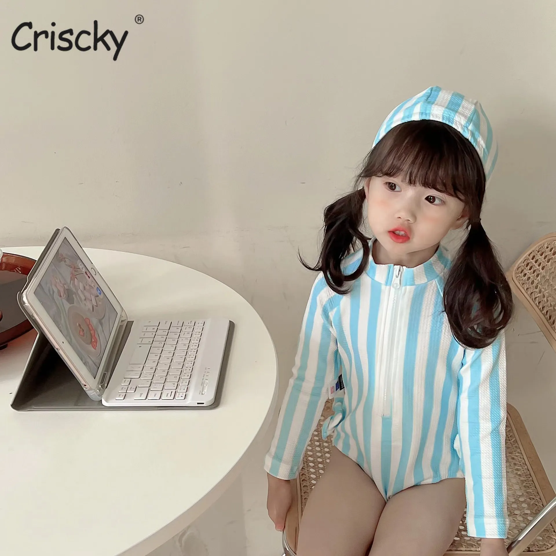 Criscky Toddler Baby Kids Girls Zipper Long Sleeve Striped Beach Swimsuit Childlren Swimwear Cute Bikinis Bathing Suit
Criscky Toddler Baby Kids Girls Zipper Long Sleeve Striped Beach Swimsuit Childlren Swimwear Cute Bikinis Bathing Suit