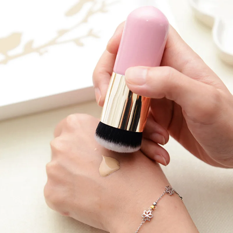 Chubby Pier Foundation Brush BB Cream Brush Mushroom Head Makeup Brush Portable Round Head Loose Powder Flat Head for Beginners
Chubby Pier Foundation Brush BB Cream Brush Mushroom Head Makeup Brush Portable Round Head Loose Powder Flat Head for Beginners