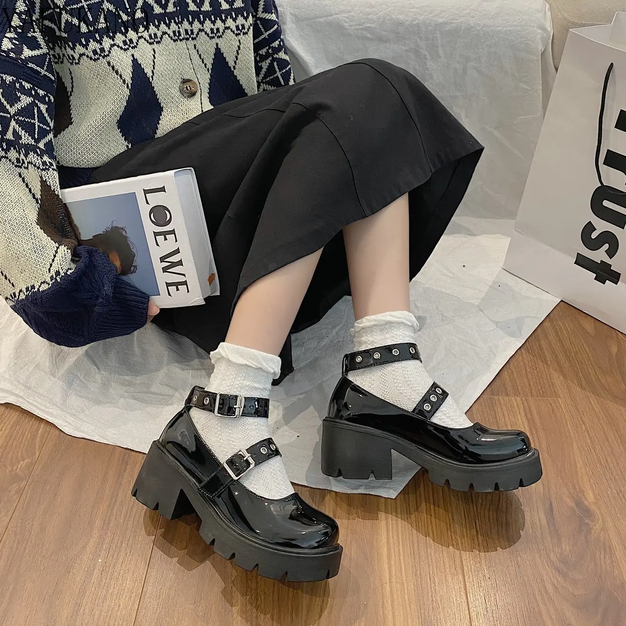 Solid Leather Oxford Shoes Woman Japanese Vintage Women Shoes Buckle Strap Waterproof Platform Square Heels College Casual Shoes
Solid Leather Oxford Shoes Woman Japanese Vintage Women Shoes Buckle Strap Waterproof Platform Square Heels College Casual Shoes