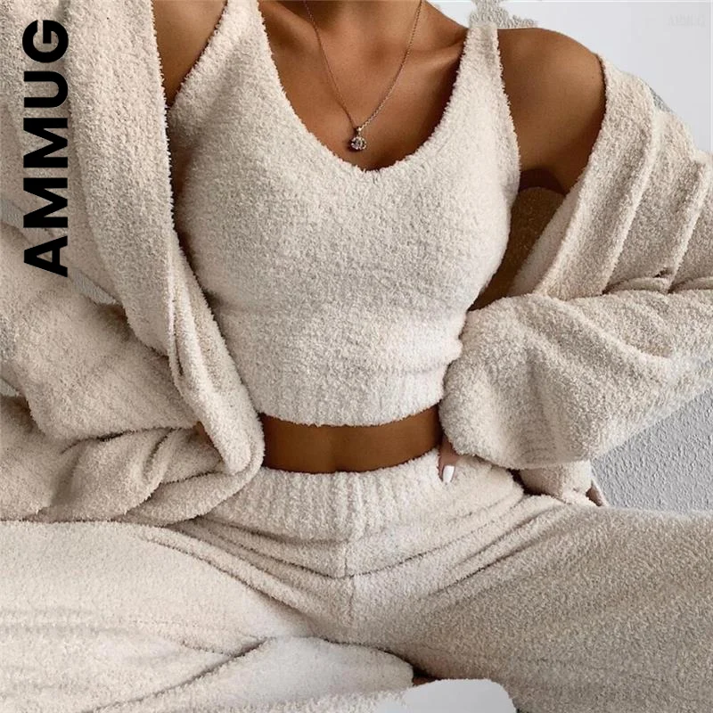 Ammug Sexy Backless Fur Two Piece Outfits Crop Tops Women Outfits Matching Set Top and High Waist Pants Party Clubwear
Ammug Sexy Backless Fur Two Piece Outfits Crop Tops Women Outfits Matching Set Top and High Waist Pants Party Clubwear