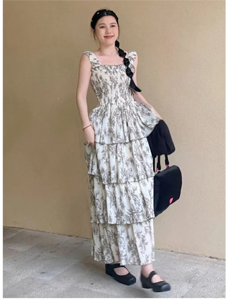 Summer 4-layer Ruffle Edge High Waist Printed Vestidos For Women French Style Elegant Maxi Dress Beach Party Dress 2023
Summer 4-layer Ruffle Edge High Waist Printed Vestidos For Women French Style Elegant Maxi Dress Beach Party Dress 2023