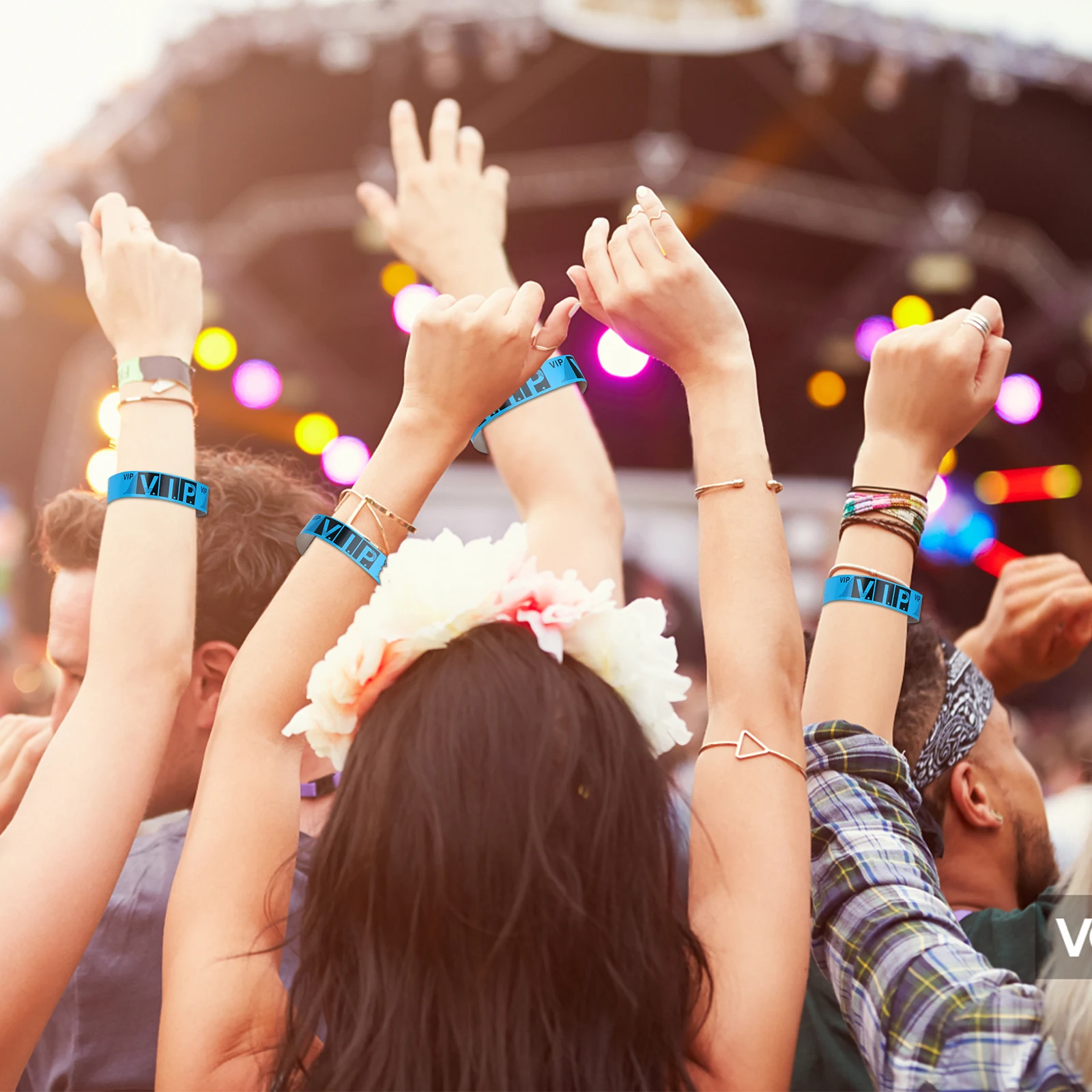 500-Pack VIP Waterproof Wristbands Lightweight Event Wristbands Blue Wristbands Variety VIP Paper Bracelets Wristbands for Party
500-Pack VIP Waterproof Wristbands Lightweight Event Wristbands Blue Wristbands Variety VIP Paper Bracelets Wristbands for Party
