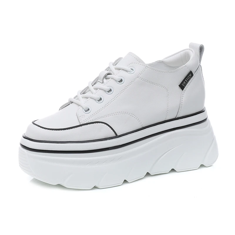 Leather Flat Shoes Female Designer Platform Sports Shoes for Women 2022 Trend Elegant Casual Sneaker High Heels Chunky Footwear
Leather Flat Shoes Female Designer Platform Sports Shoes for Women 2022 Trend Elegant Casual Sneaker High Heels Chunky Footwear