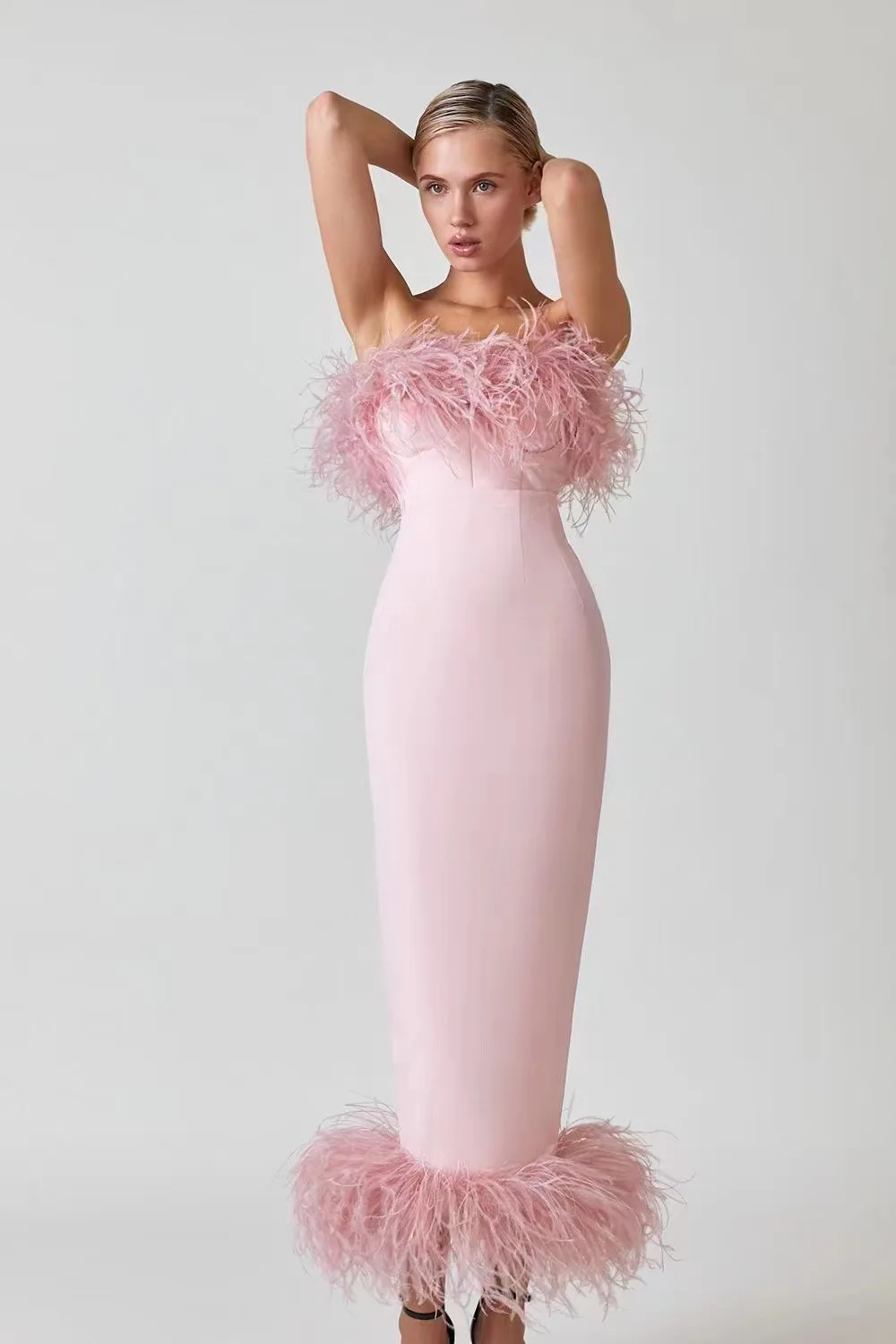 Women Elegant Feather Prom Dress Sexy Strapless Evening Dress Sleeveless Slim Vintage Bodycon Nightclub Party Dresses
Women Elegant Feather Prom Dress Sexy Strapless Evening Dress Sleeveless Slim Vintage Bodycon Nightclub Party Dresses