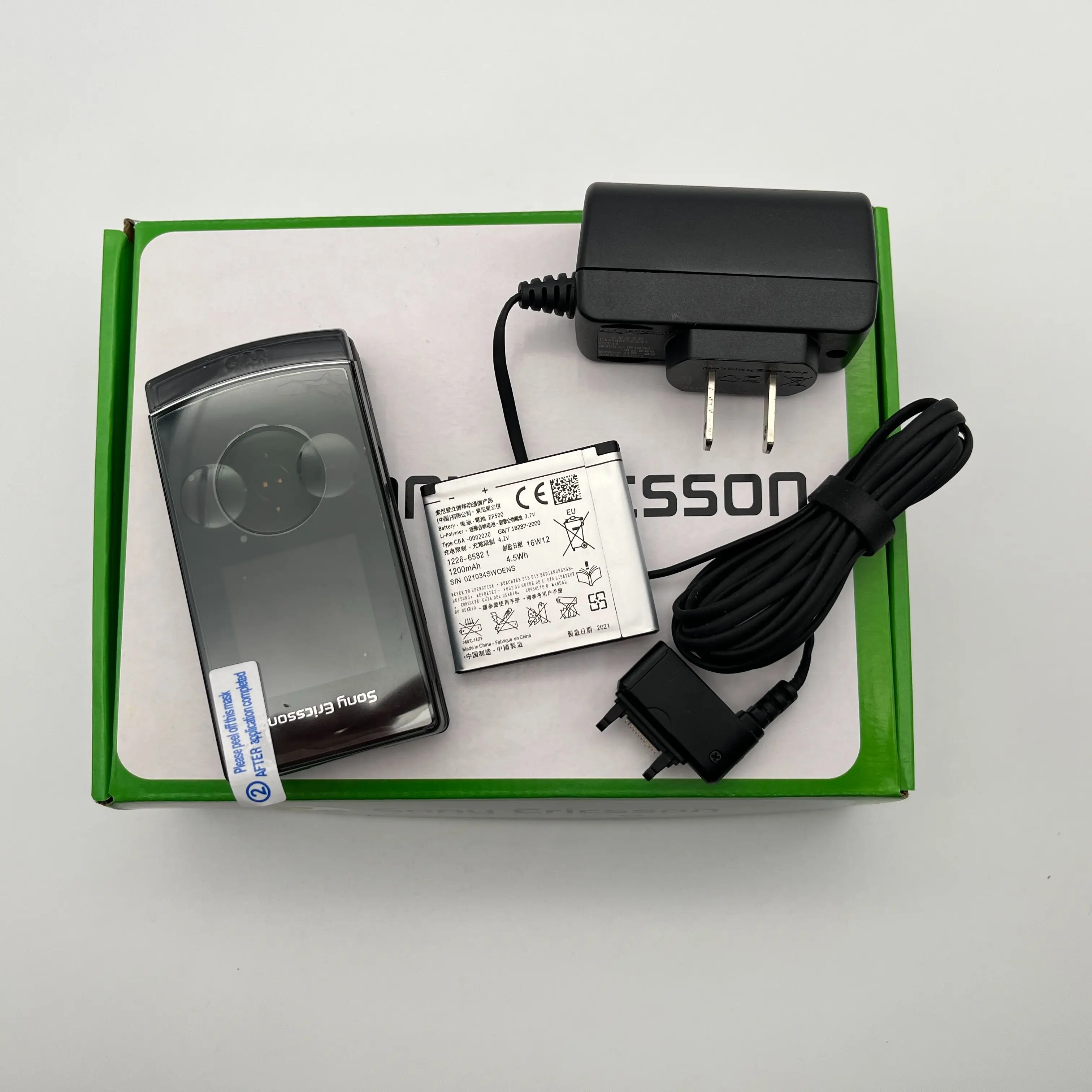 Оригинальный Восстановленный сотовый телефон Sony Ericsson J105 Naite GreenHeart 2 дюйма МП |